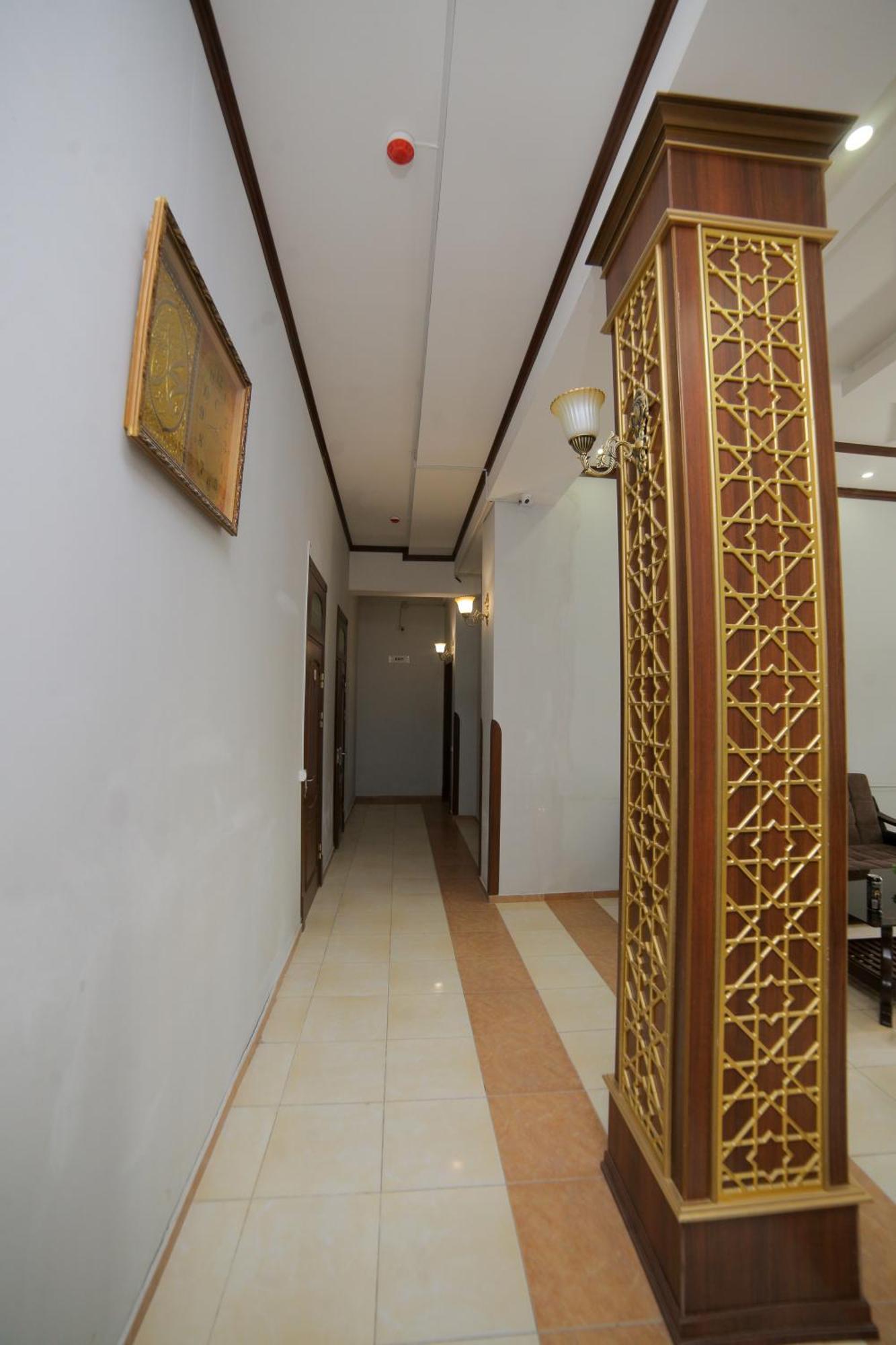 Sarbon Hotel Khiva Esterno foto