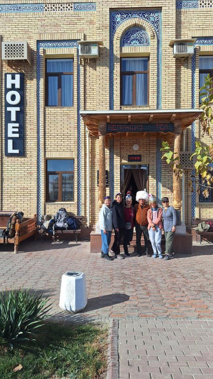 Sarbon Hotel Khiva Esterno foto